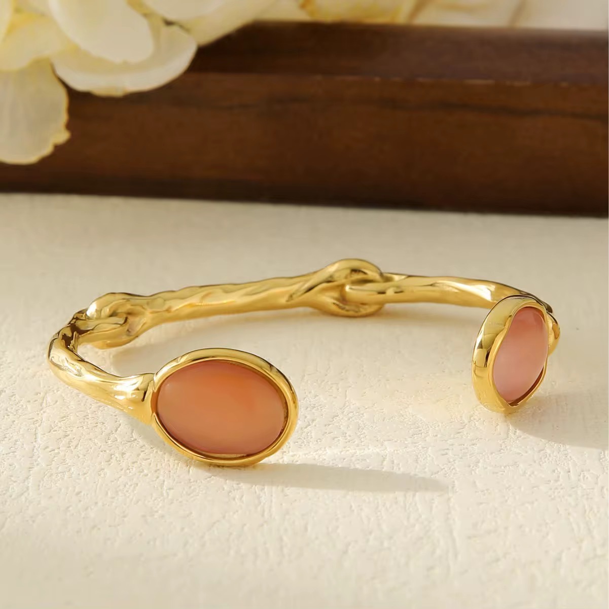 Aura Cuff